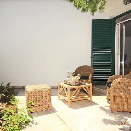 Villa 4520 *