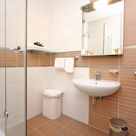 Villa 4520 *