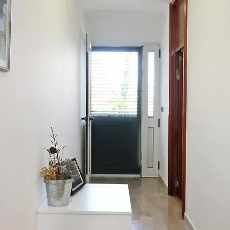 4520 Villa *